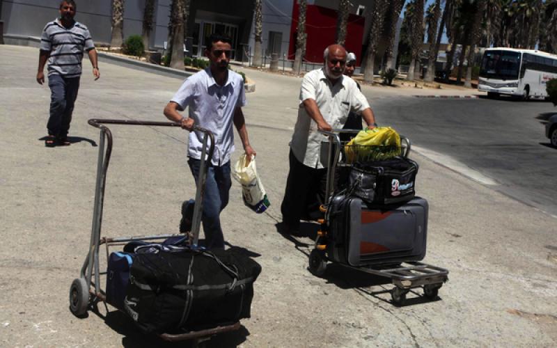 صور.. معبر رفح يعمل بشكل طارئ للعالقين