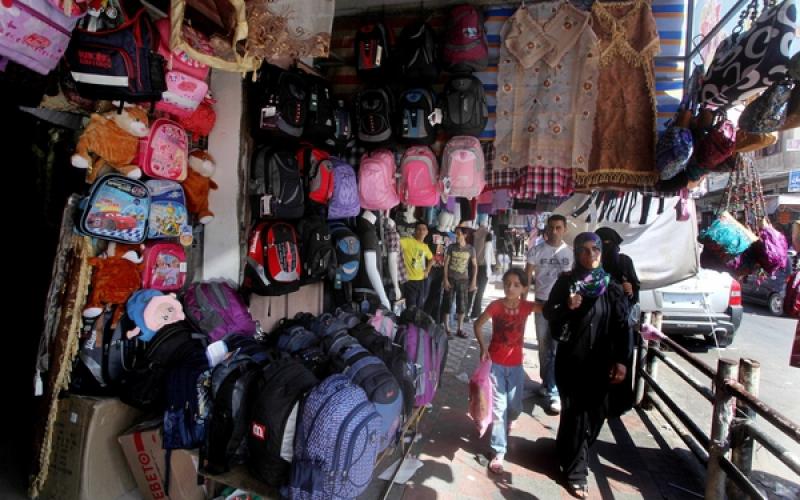 صور.. بهجة في أسواق غزة على أعتاب العيد