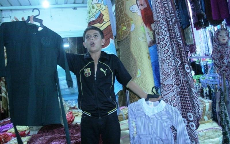 صور.. بهجة العيد في أسواق غزة وعيون أطفالها