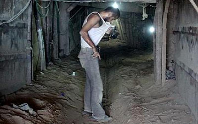 بالصور: مصر تقطع شرايين الحياة عن غزة