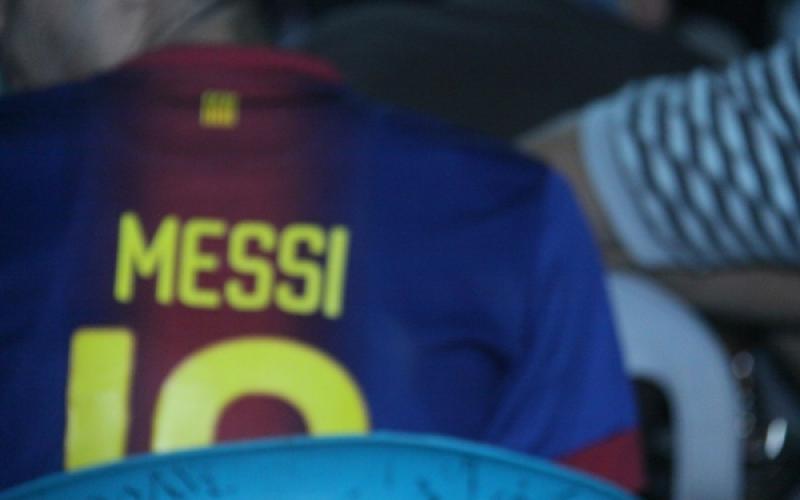 صور ... كلاسيكو الأرض يجتاح قلوب الغزيين