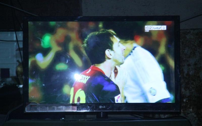 صور ... كلاسيكو الأرض يجتاح قلوب الغزيين