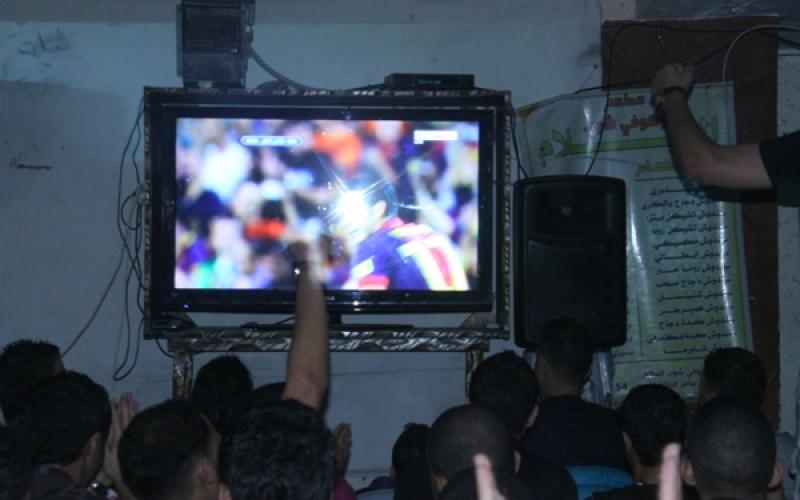 صور ... كلاسيكو الأرض يجتاح قلوب الغزيين