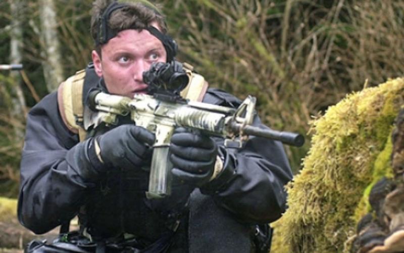 أول صورة لأحد قتلة بن لان.. اسمه "مات"