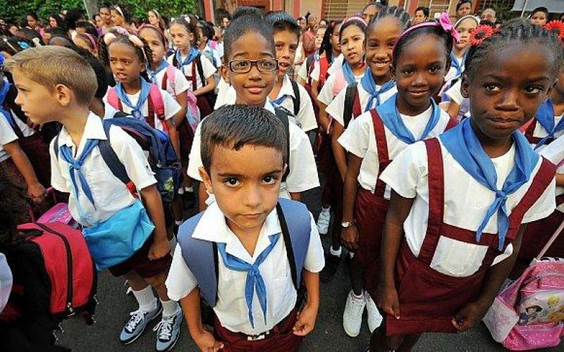 صور .. بداية العام الدراسي حول العالم