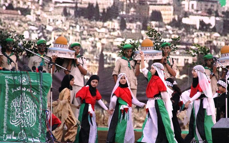 صور.. مهرجان "القدس في العيون نفنى ولا تهون"