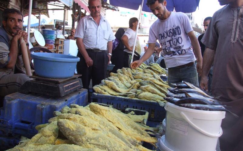 الفسيخ والعيد.. صنوان لا يفترقان