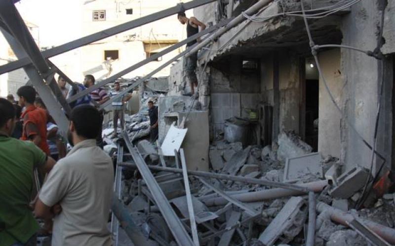 صور: مجزرة في استهداف منزل "آل الغول" برفح
