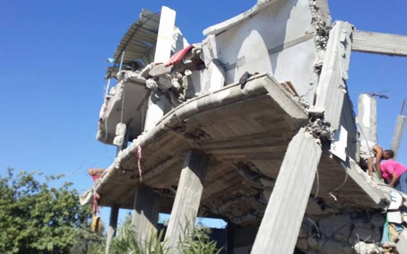 صور: قصف منزل عائلة ماضي بالنصيرات