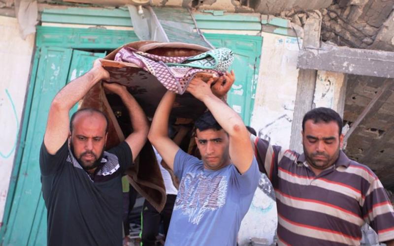 صور:انتشال جثامين عدد من شهداء الشجاعية