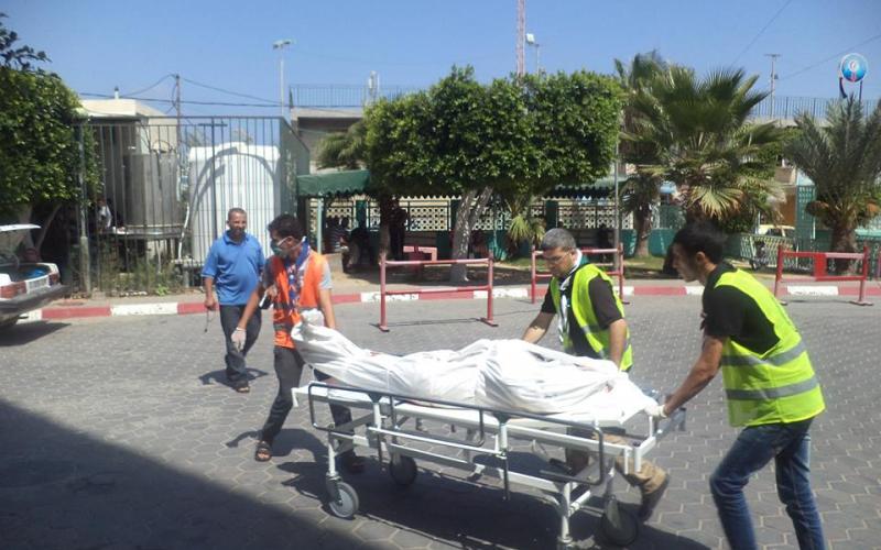 بالصور: كشافة الوسطى تقدم مساعدتها لمستشفى الأقصى