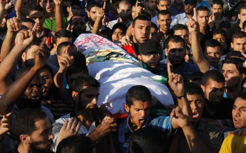 صور: تشييع الشهيد "فرحات" برفح
