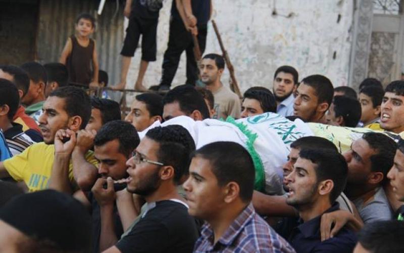 صور: تشييع الشهيد "فرحات" برفح