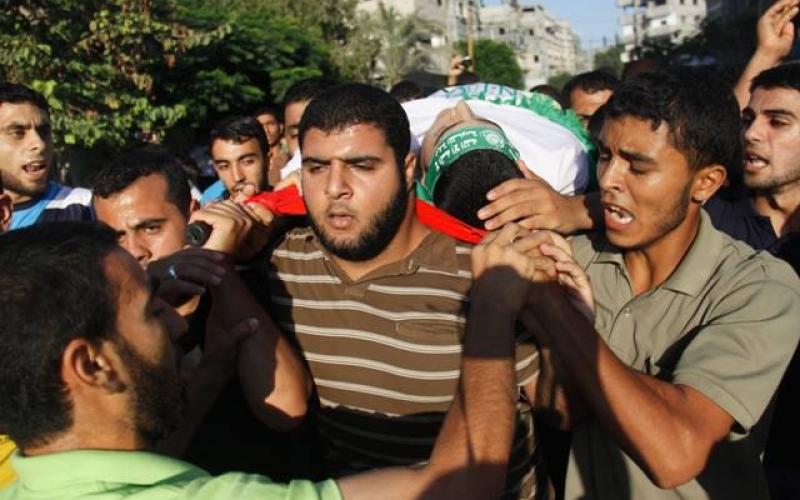 صور: تشييع الشهيد "فرحات" برفح