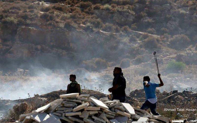 صور: مواجهات عنيفة في نابلس دعمًا لغزة