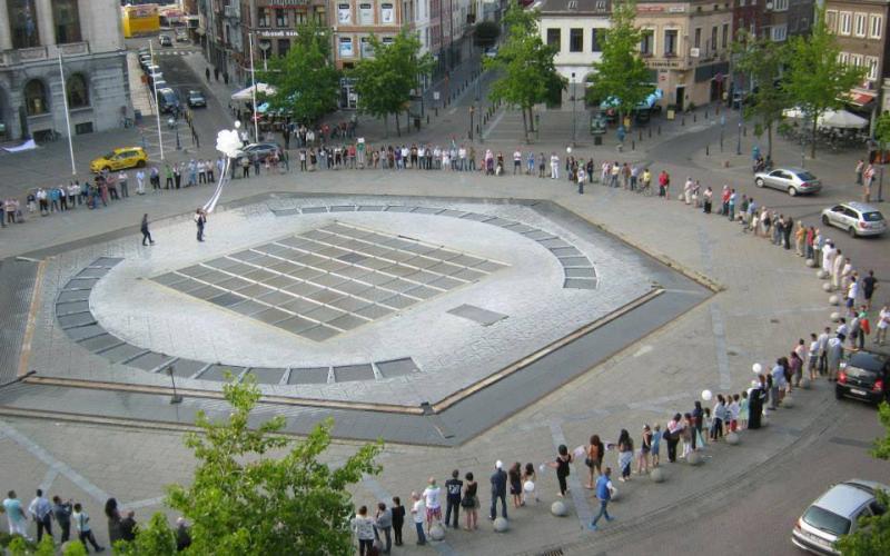 صور:رغم الأمطار.. تظاهرة ببلجيكا دعماً لغزة
