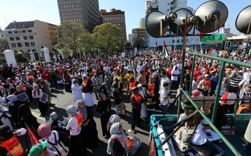صور: مظاهرات حاشدة تضامناً مع غزة في جنوب إفريقيا