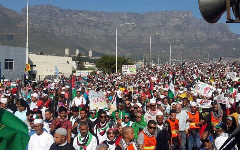 صور: مظاهرات حاشدة تضامناً مع غزة في جنوب إفريقيا