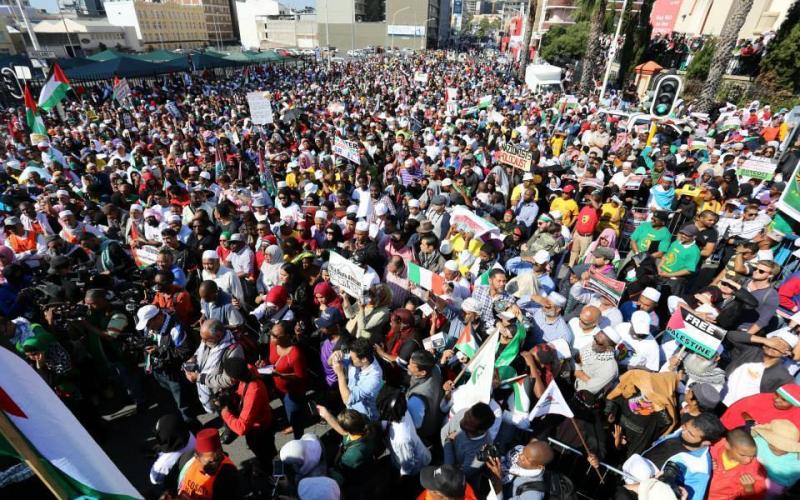صور: مظاهرات حاشدة تضامناً مع غزة في جنوب إفريقيا