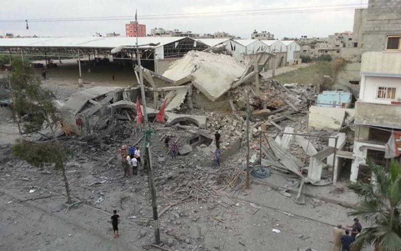 صور: قصف مسجد الشهداء بالنصيرات