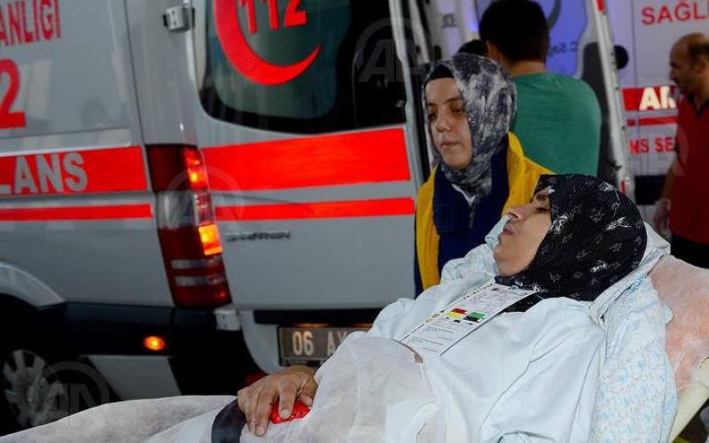 صور: جرحى غزة يصلون تركيا لتلقي العلاج
