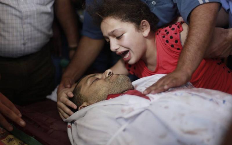 صور: تشييع جثمان المصور "أبو عفش"