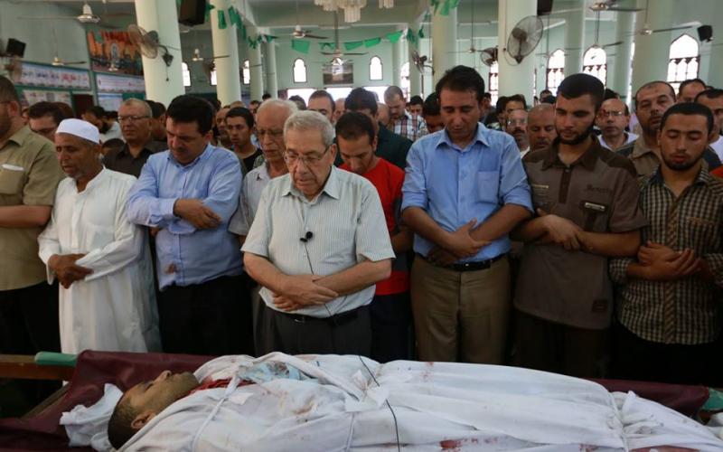 صور: تشييع جثمان المصور "أبو عفش"