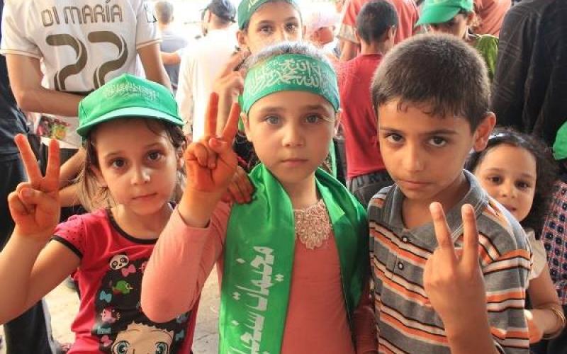 صور: مسيرة في جباليا دعماً للوفد المفاوض