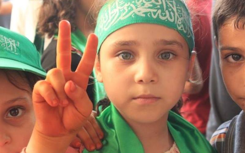 صور: مسيرة في جباليا دعماً للوفد المفاوض