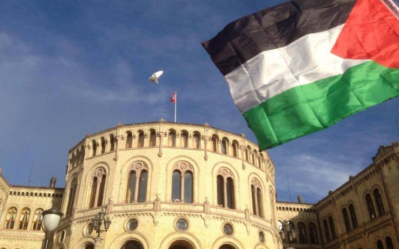 صور: تظاهرات في أوسلو تضامنًا مع غزة