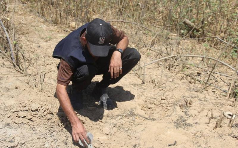 صور: مخلفات الاحتلال خطر يهدد الغزيين