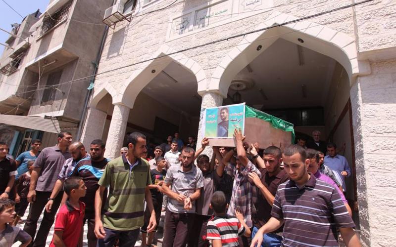 صور: تشييع جثمان الشهيد "قنيطة" شرق غزة