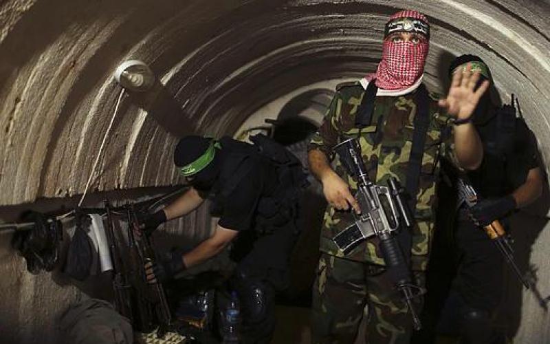 صور: مجاهدو القسام يستعدون في الأنفاق