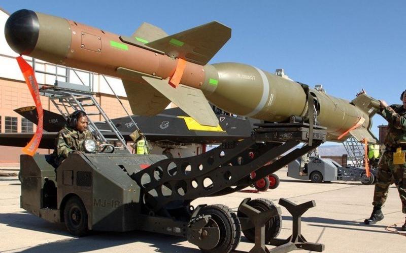 صور: الصاروخ GBU-28 الذي استخدم في قصف منزل "الدلو"
