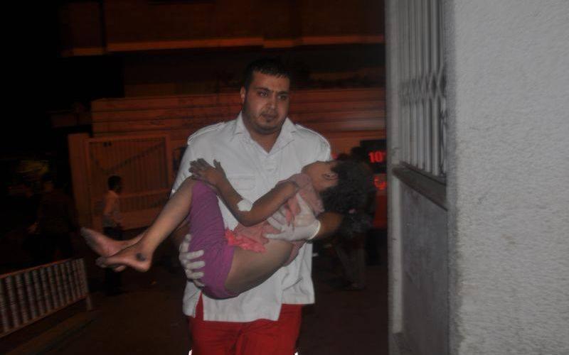صور: شهداء وجرحى بتدمير 5 منازل برفح