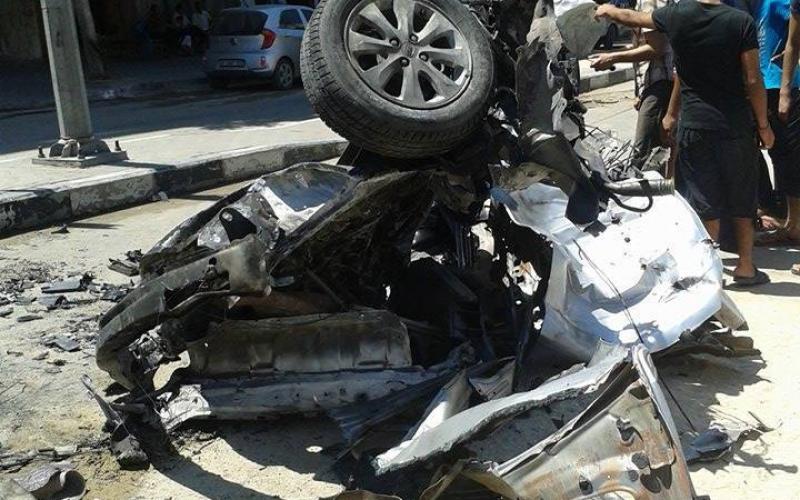 صور: استهداف سيارة في شارع النصر بغزة