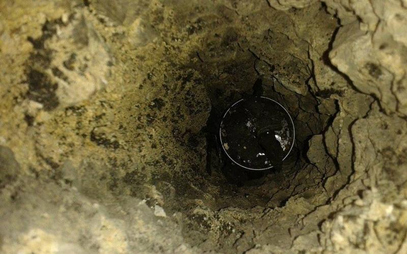 صور: استهداف سيارة في شارع النصر بغزة