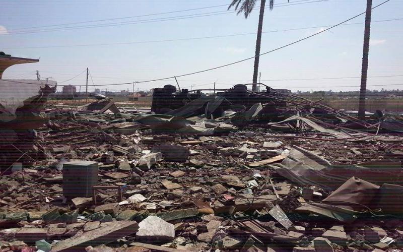 صور: قصف مصنع للباطون بالنصيرات
