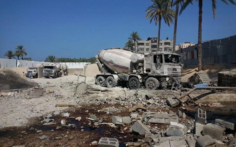 صور: قصف مصنع للباطون بالنصيرات