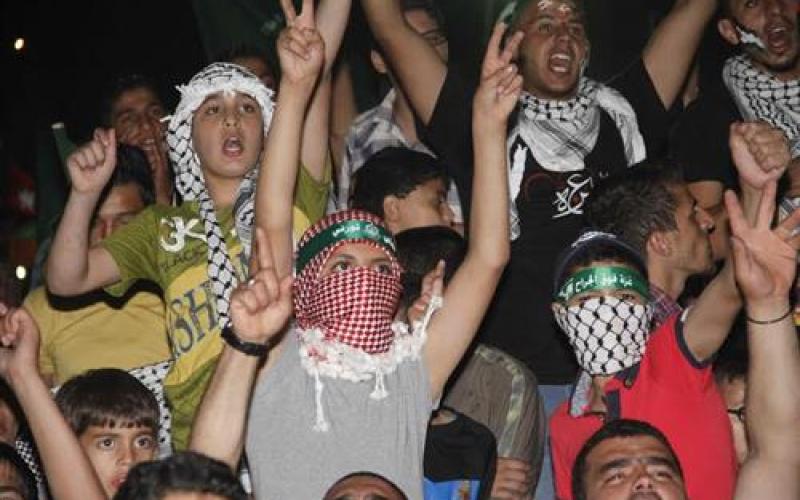صور:  الآلاف في الأردن يحيون المقاومة
