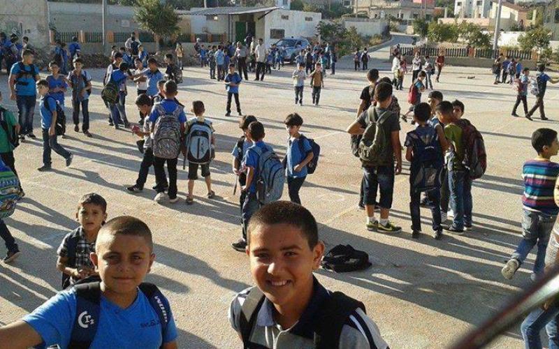 صور: طلبة الضفة في أول أيام الدراسة