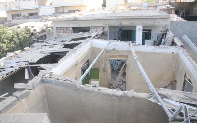 صور: دمار هائل في حي "معروف" بخانيونس