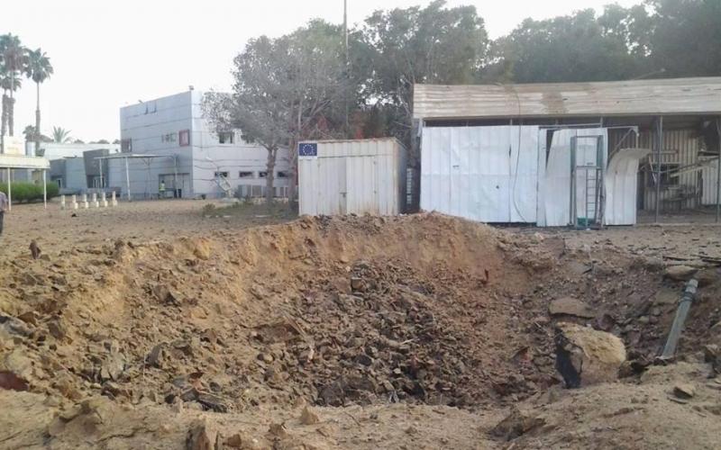 صور: الاحتلال يقصف معبر رفح