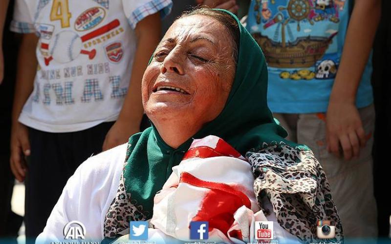 صور: تظاهرة بساحة السلطان بتركيا تضامنًا مع غزة