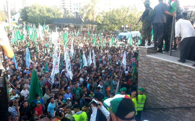 صور: مسيرة حاشدة بغزة بمناسبة الانتصار