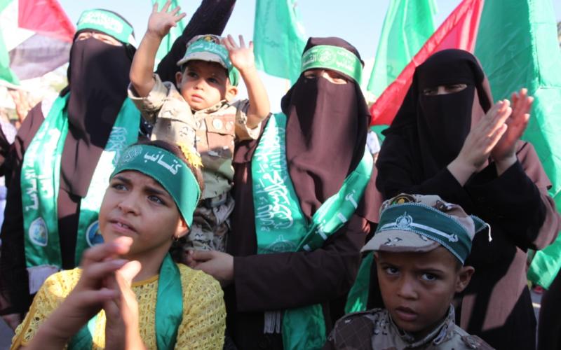 صور: مسيرة حاشدة بغزة بمناسبة الانتصار