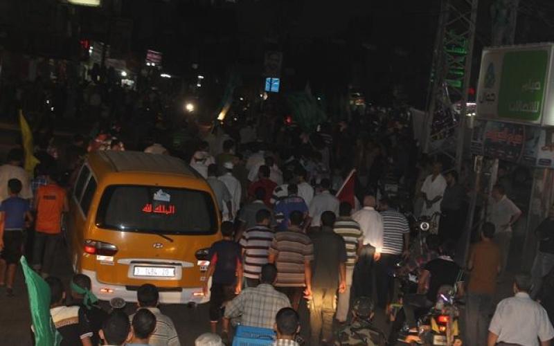 صور: مسيرة البيعة في خانيونس للقائد العام للقسام