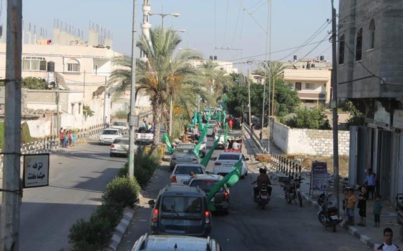 صور: مسيرة محمولة تطوف المناطق المدمرة بخانيونس