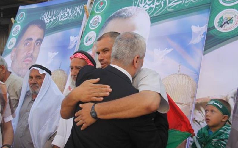 صور: هنية يزور بيوت عرس الشهداء القادة برفح