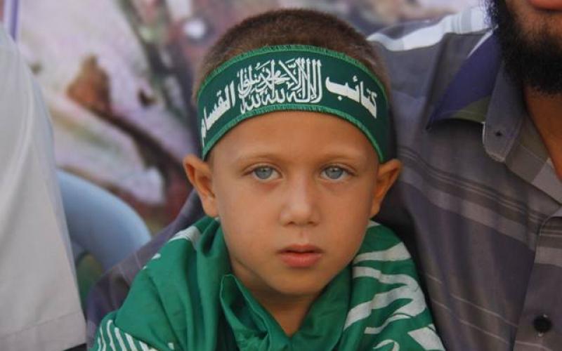 صور: هنية يزور بيوت عرس الشهداء القادة برفح